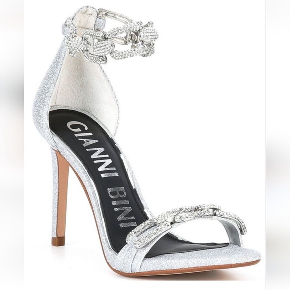 Gianni Bini the Vivvia Court Rhinestone Chain Detail Dress Grey Sandals Size 9.5 - Picture 2 of 15